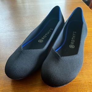 NWOB Rothy’s Round Toe Flats - Black and Royal Blue